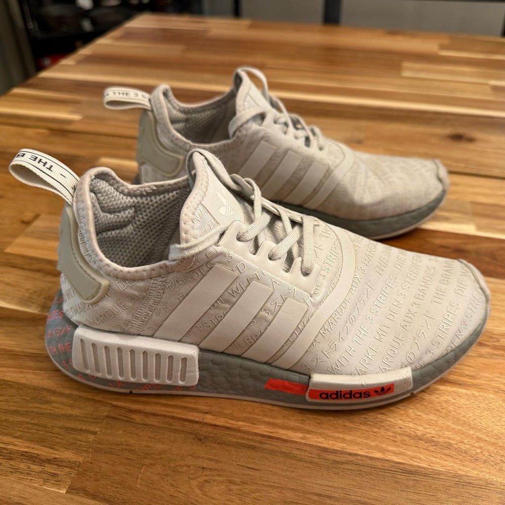 Adidas NMD_R1 J All Over Print - Light Grey Signal Pink
